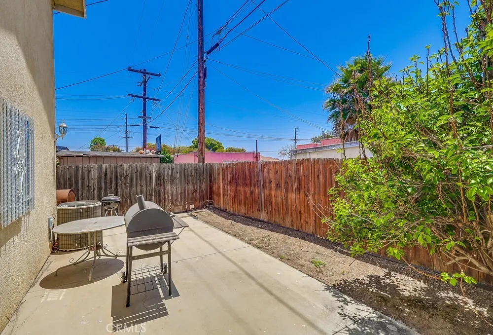 720 W 108th Street, Los Angeles, California 90044 home-pic-58